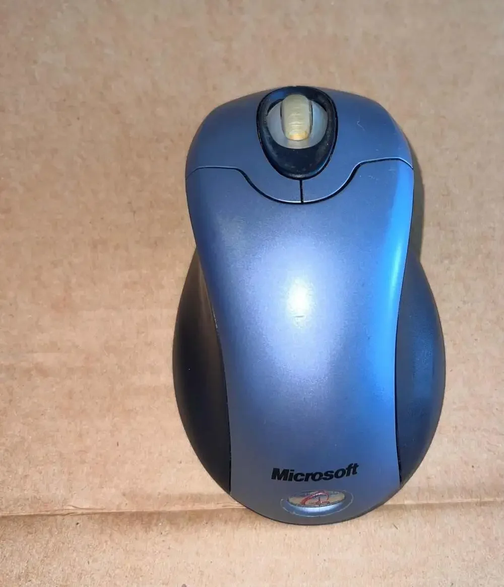 Microsoft Wireless Desktop 3000 Keyboard and Mouse Set